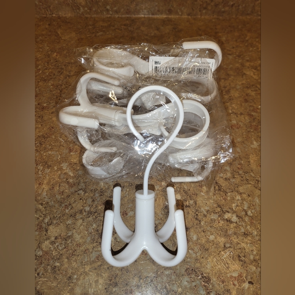 White Plastic 360-degree Rotating Closet Organizer Hanger with 4 Hooks: 5 Pcs